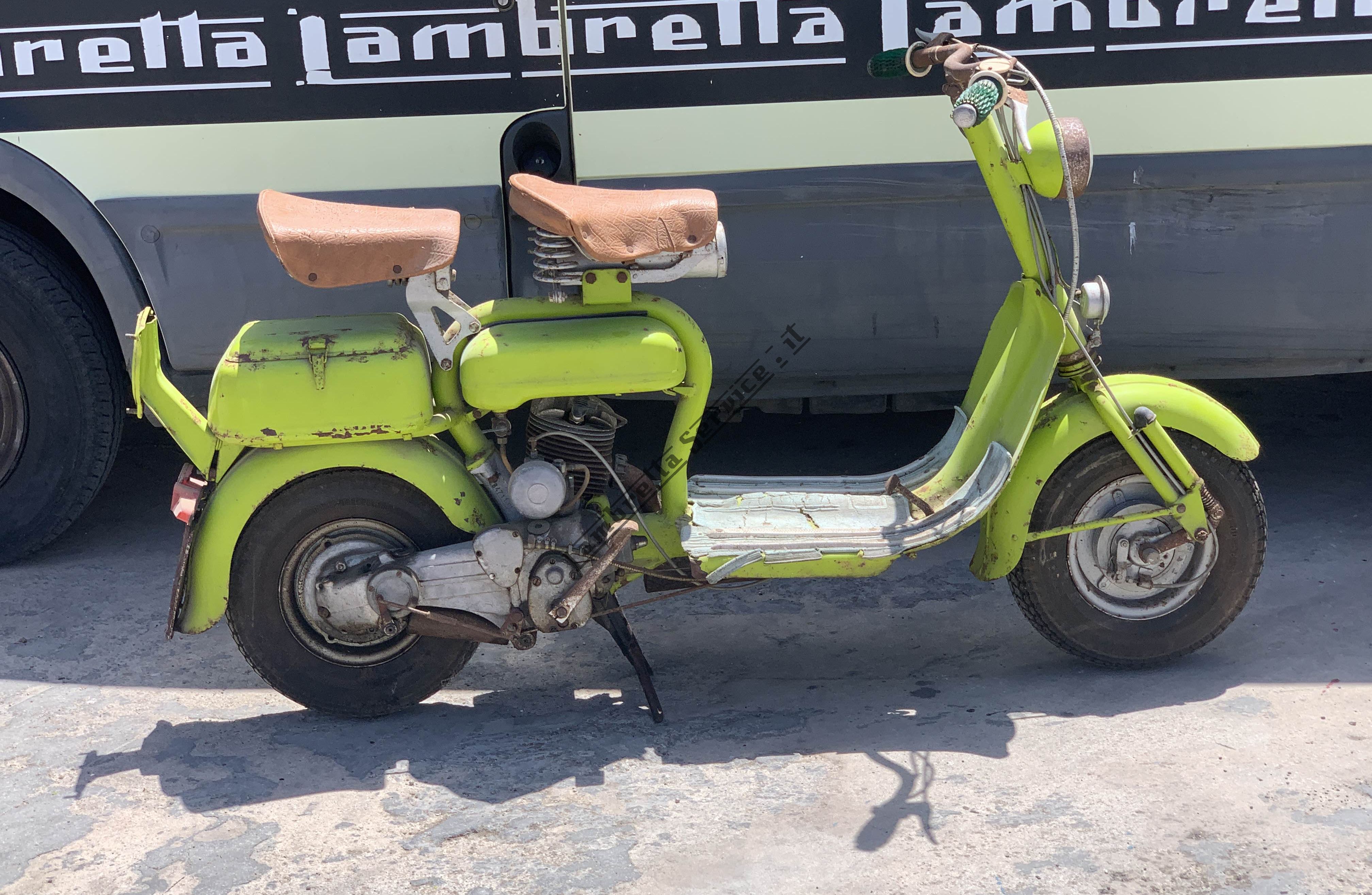 Foto del prodotto - Lambretta 125 C 2° Serie da resturare Con Libretto e Targa (Mai iscritta al P.R.A.)